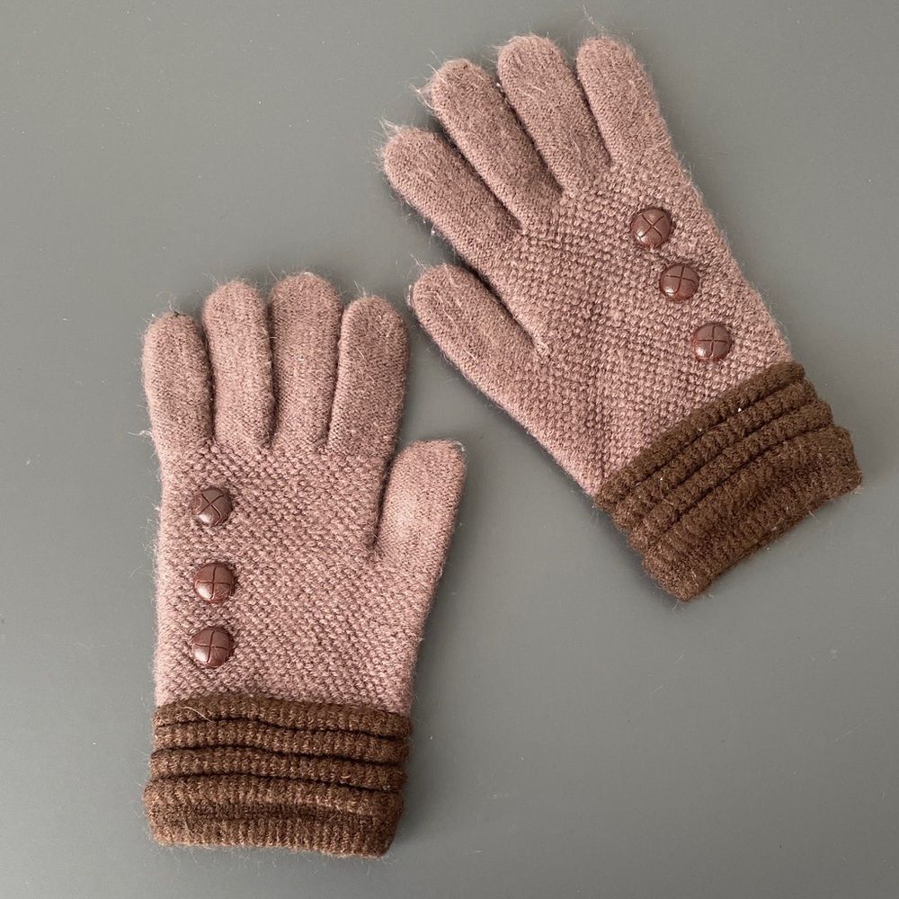 Vintage Mocha & Chocolate Brown Knit Gloves Sz Small Button Accent Preppy Chic